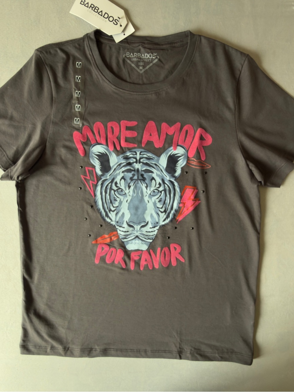 Barbados Women's Charcoal 'More Amor Por Favor' Tiger Graphic Tee